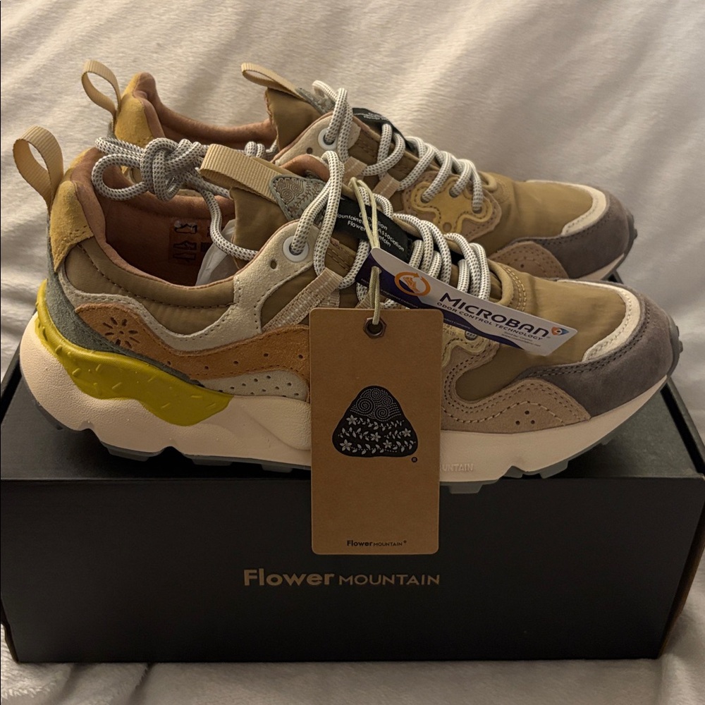 NWT Flower Mountain Yamano 3 Sneaker in Stone Mud - Picture 9 of 15